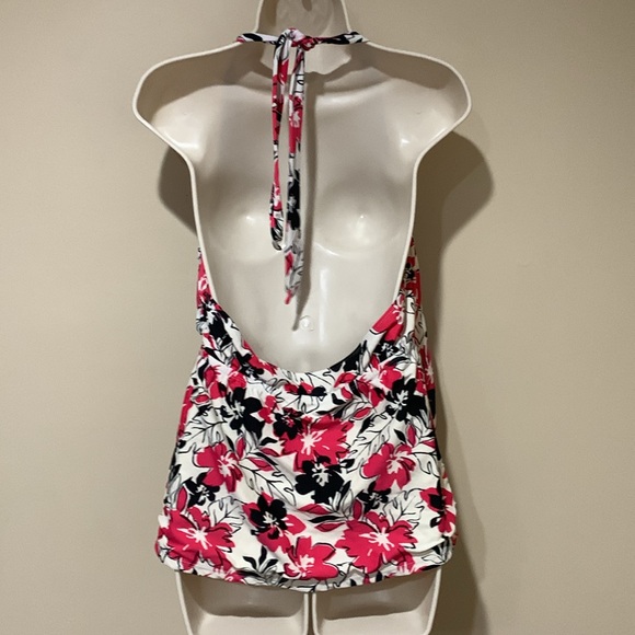 18W-20W (2x) swim top - Picture 4 of 12